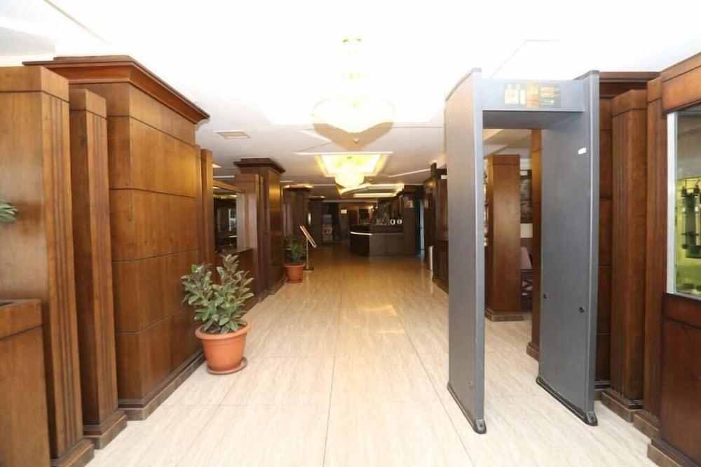 Al Zaitouna Hotel