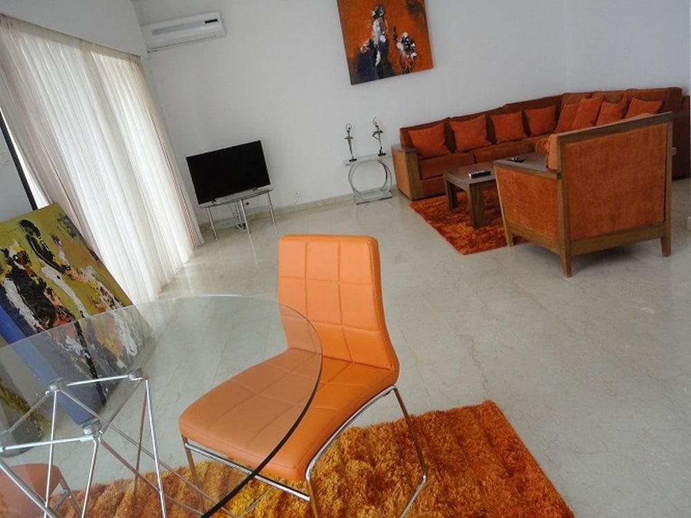 Residence Ciring House