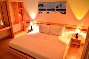 Crystal Dhiffushi