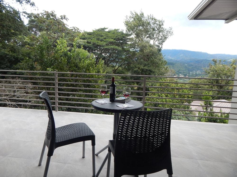Coffee Estate Inn