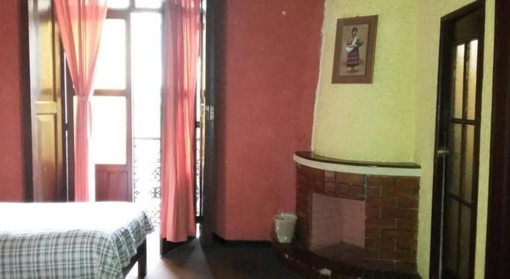 Hotel Villa Real Plaza