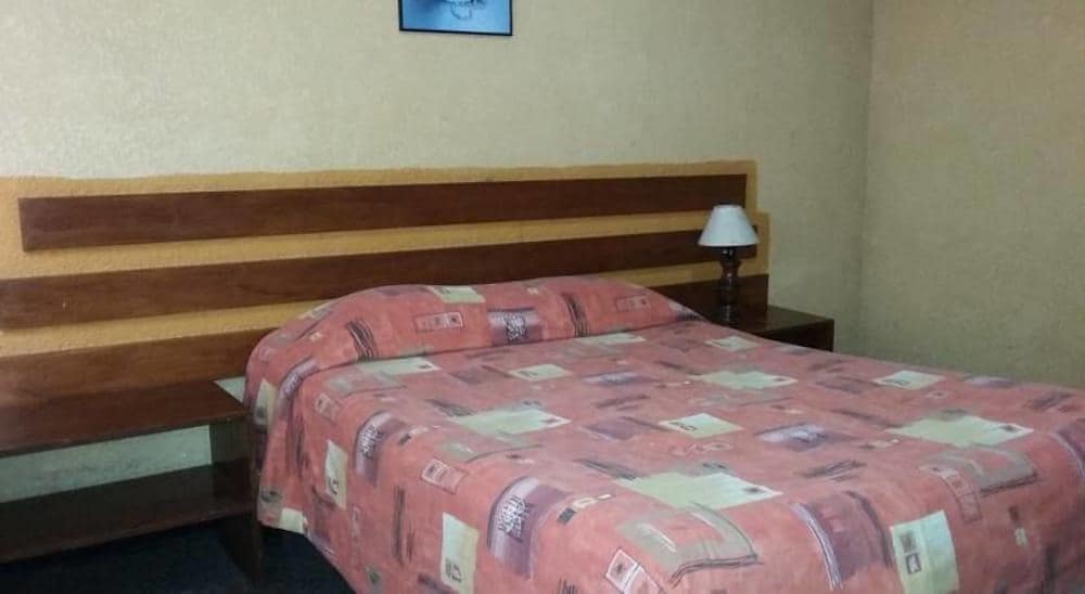 Hotel Villa Real Plaza