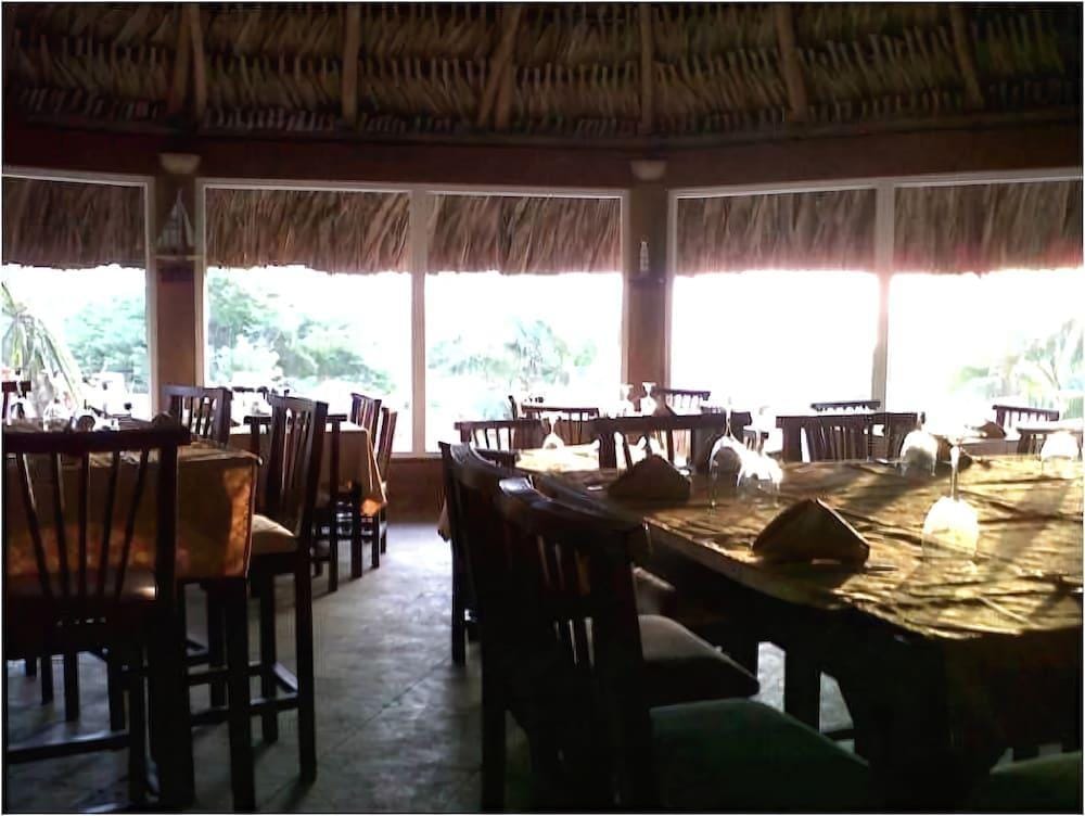 Hotel Marbrissa