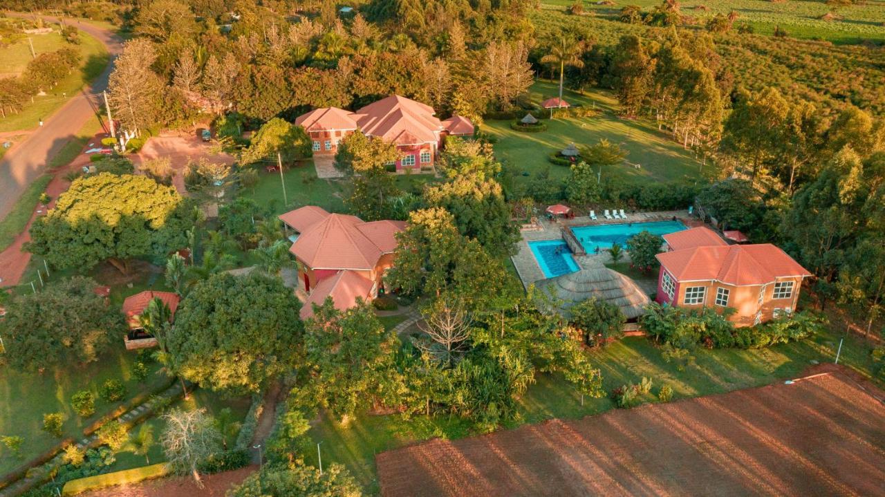 Kabalega Resort