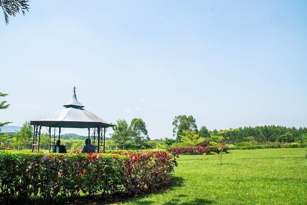 Kabalega Resort