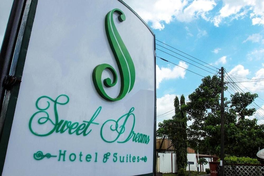Sweet Dreams Hotel and Suites