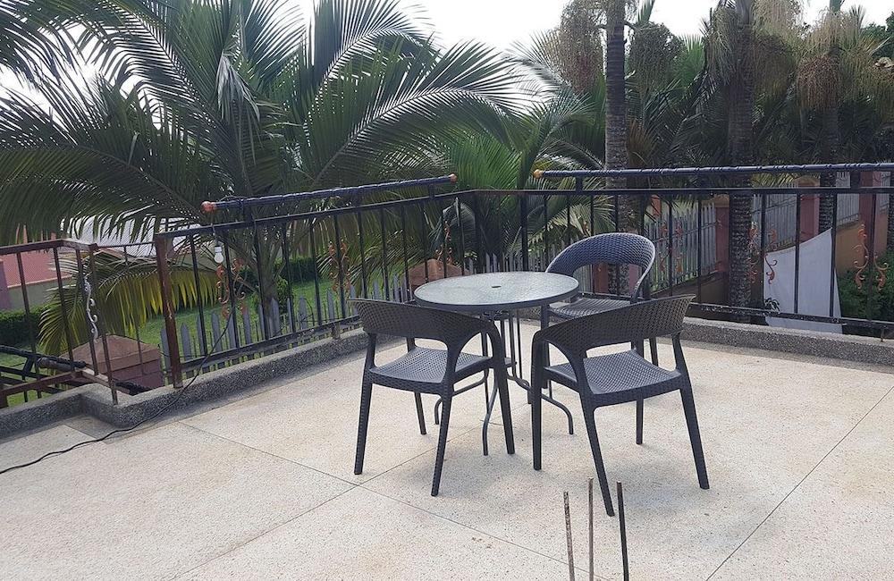Kitojo Guest Cottages