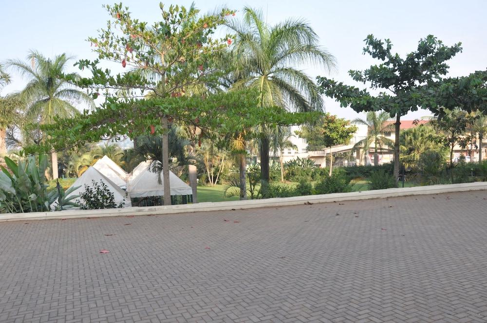 Tropic Inn Hotel