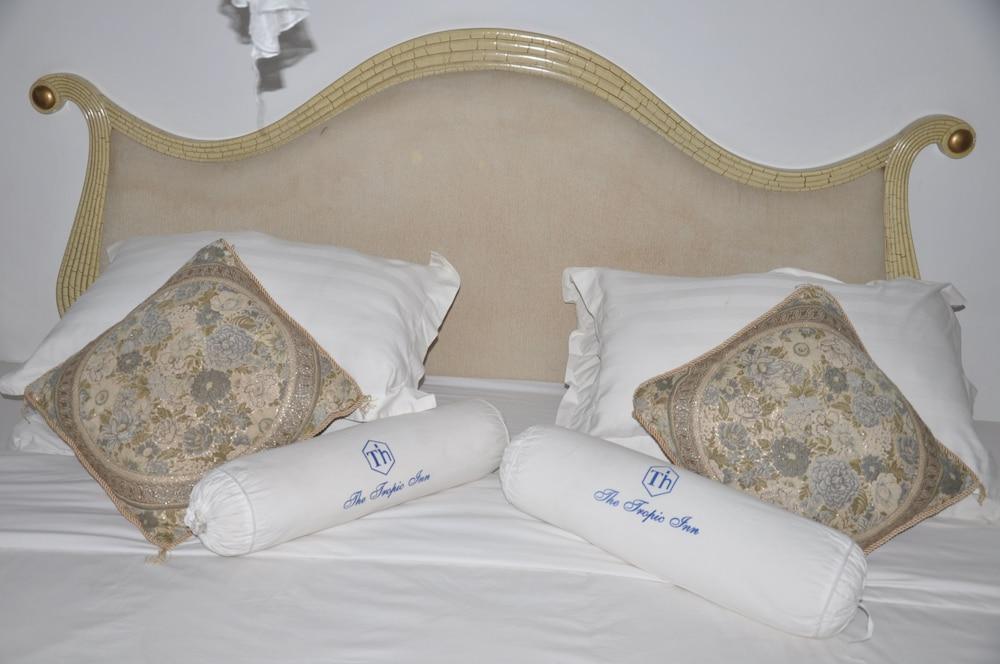 Tropic Inn Hotel
