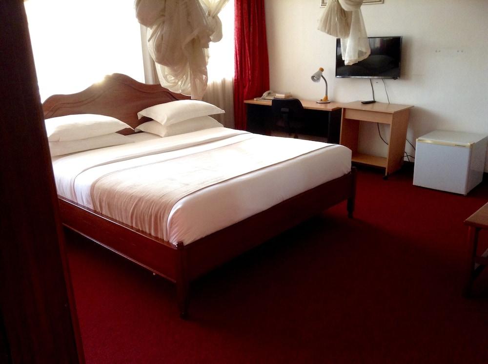 Hotel Brovad