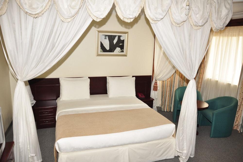 Hotel Brovad