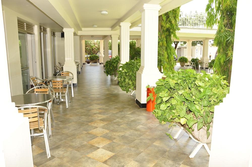 Hotel Brovad