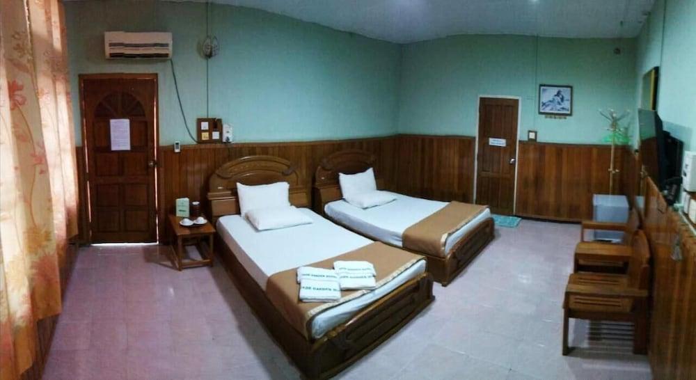Jade Garden Hotel