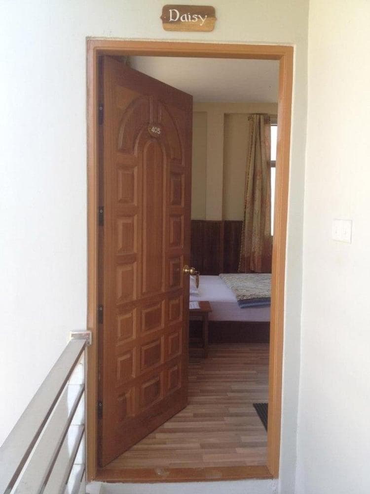 Jade Garden Hotel
