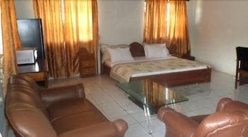 Vinny Hotel
