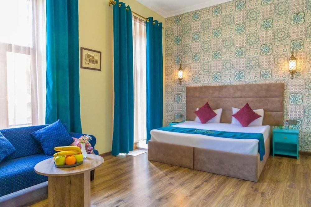 Sahil Hostel & Hotel