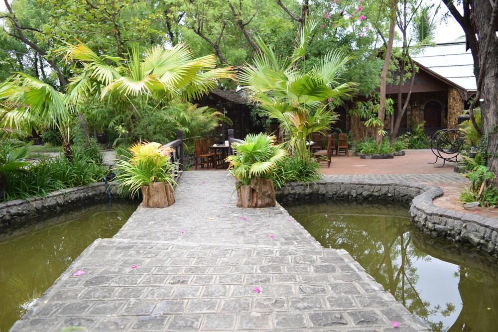 Bagan Central Hotel