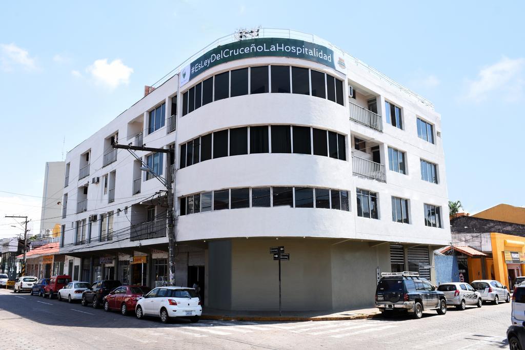 Hotel Plaza 24