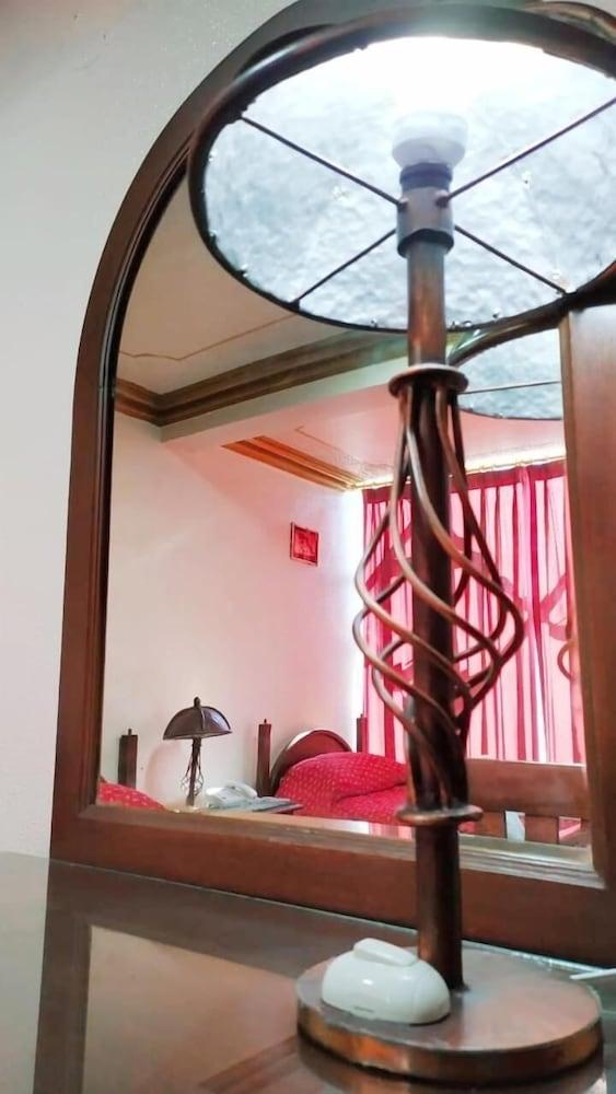 Alexander Palace Hotel