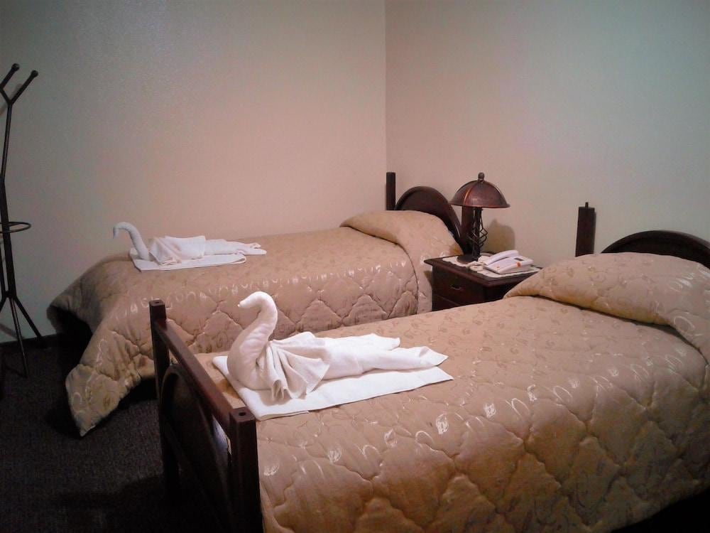 Alexander Palace Hotel
