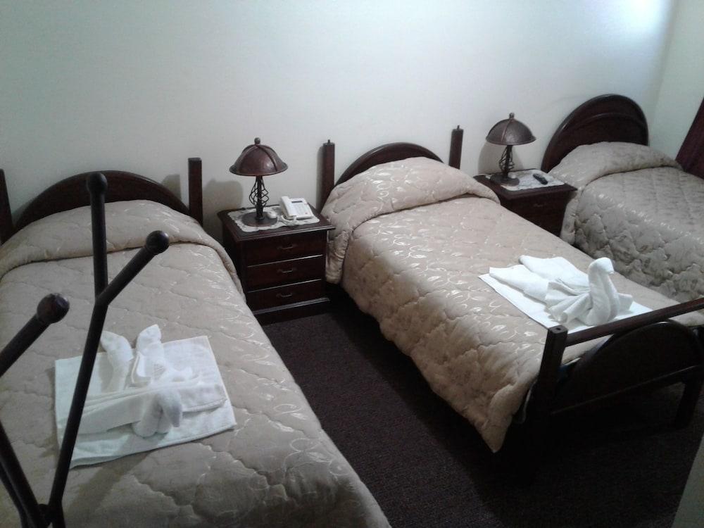 Alexander Palace Hotel