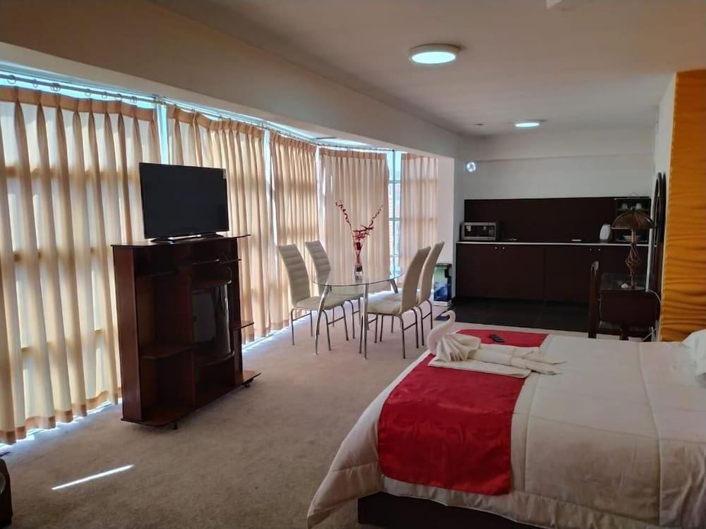 Alexander Palace Hotel