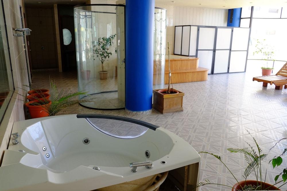 Hotel Eden