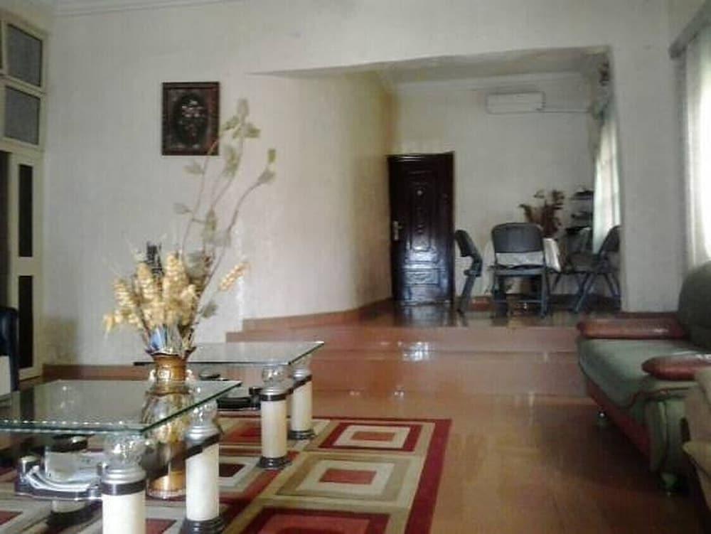 Dekka Hotel