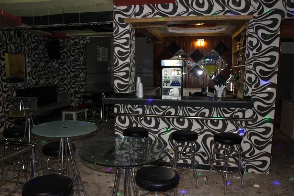 Hotel Y Casino Guarocuya