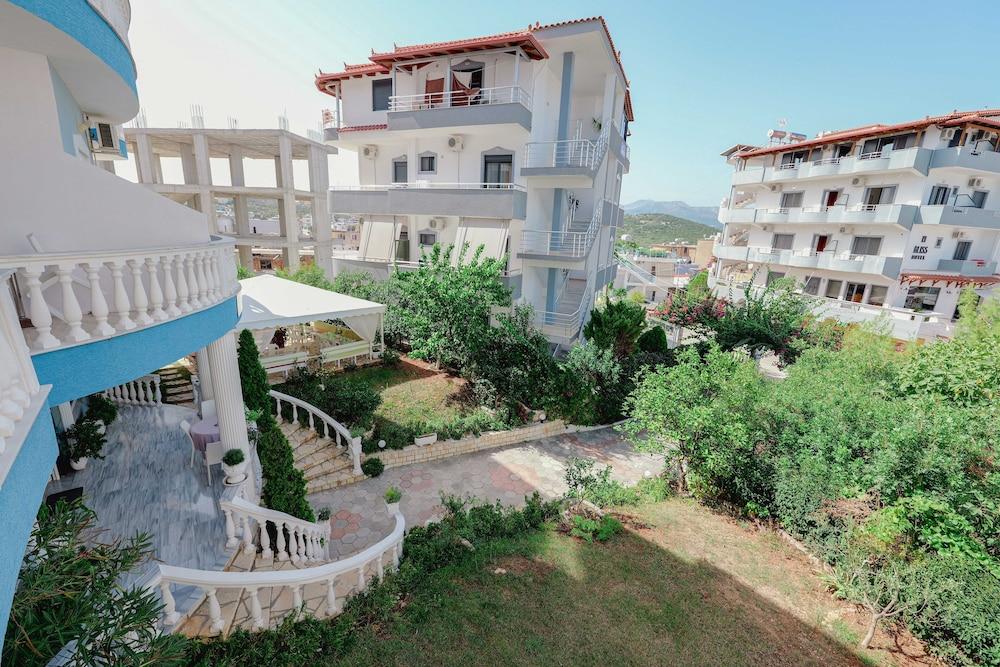 Divo Palace Hotel