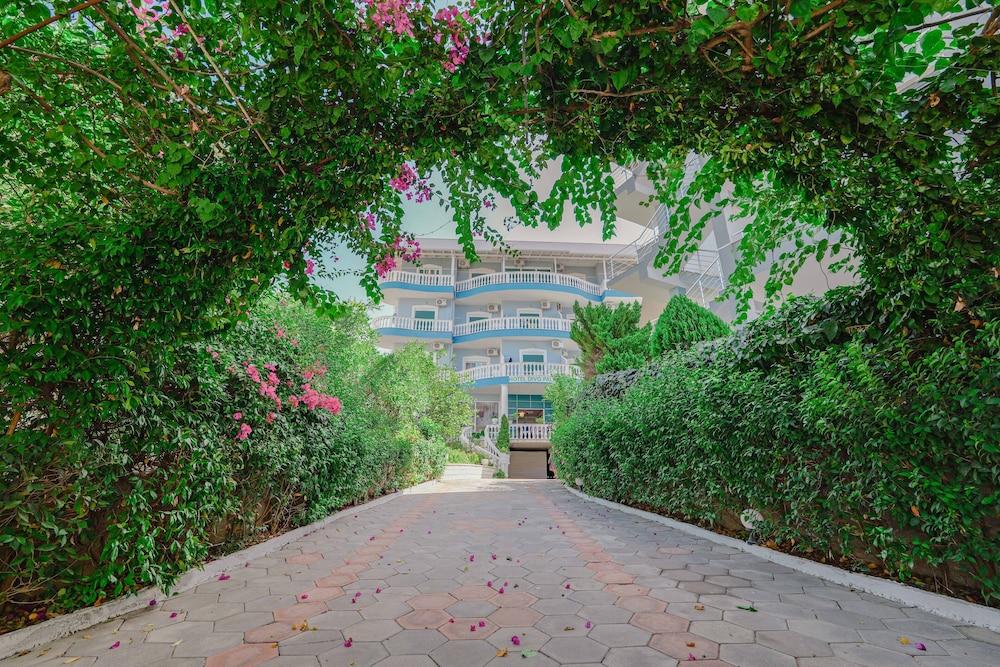 Divo Palace Hotel