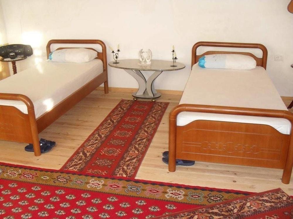Rooms Emiliano