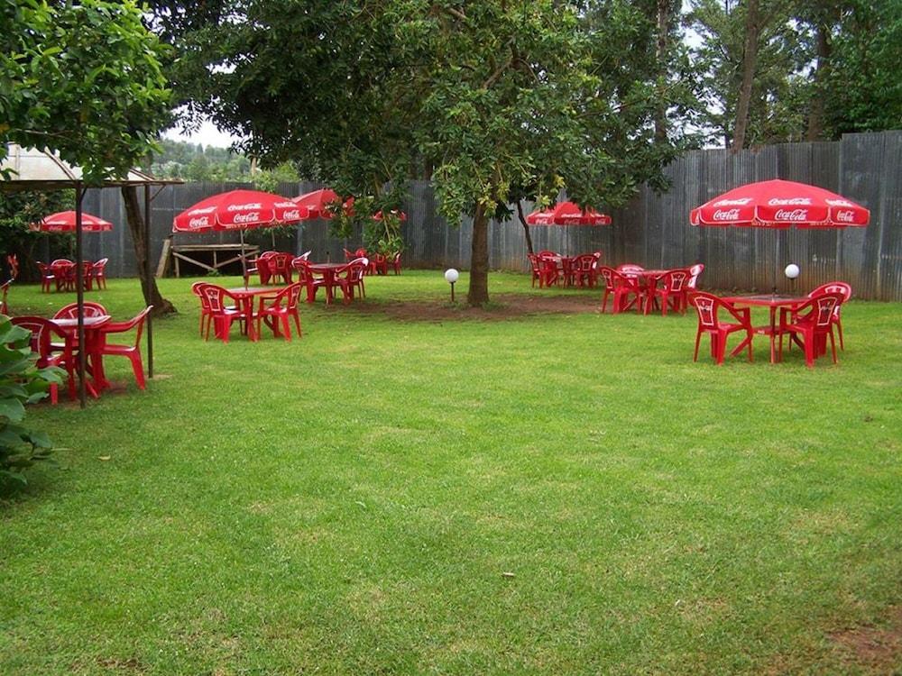 Skynest County Hotel