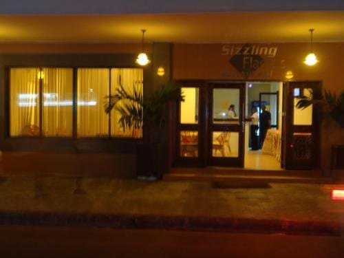 Regency Park Hotel