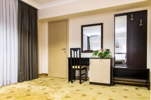 Shymkent Hotel