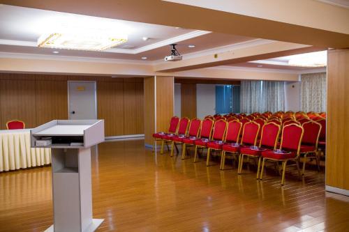 Shymkent Hotel