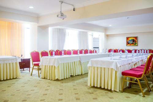 Shymkent Hotel