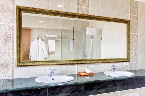 Shymkent Hotel