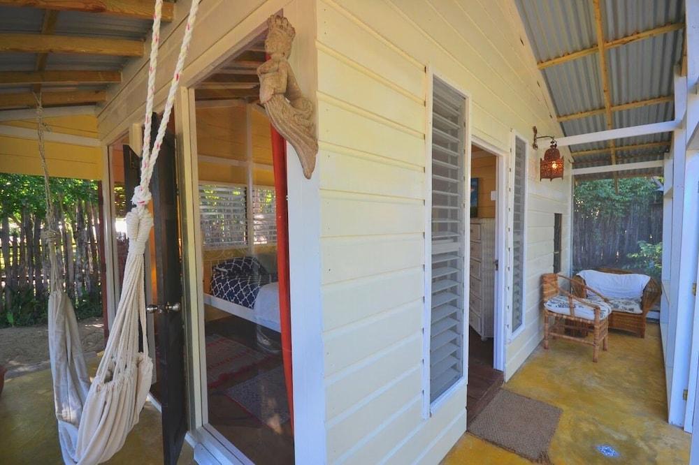 Katamah Beachfront Guesthouse