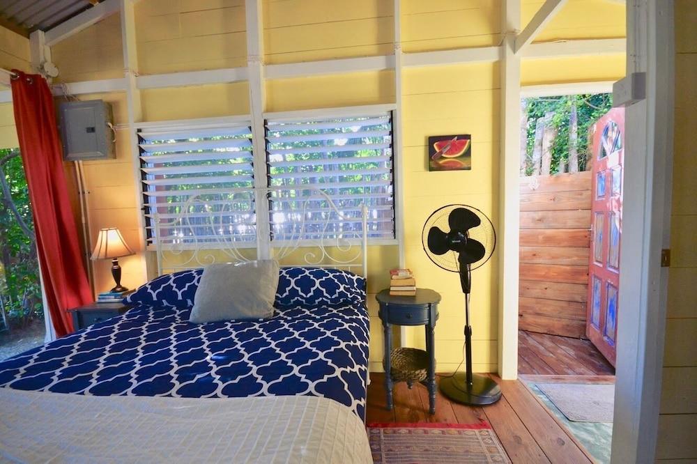 Katamah Beachfront Guesthouse