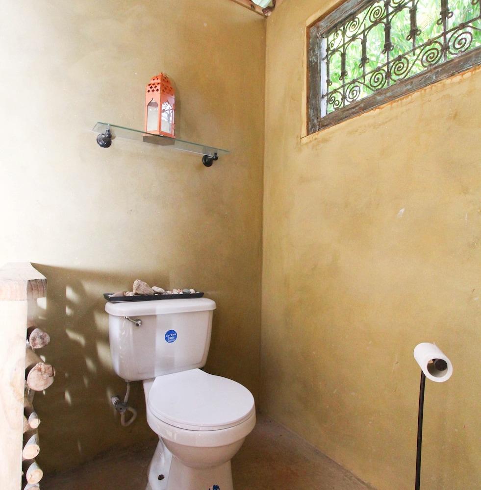 Katamah Beachfront Guesthouse