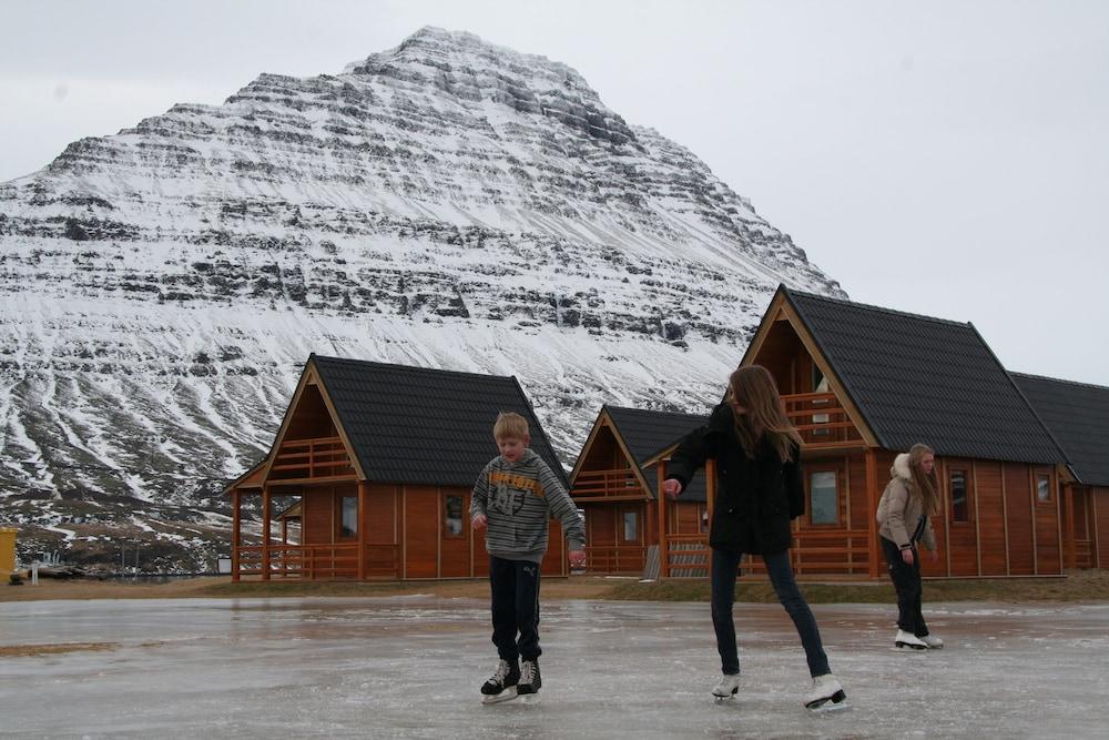Mjóeyri Travel Holiday Homes