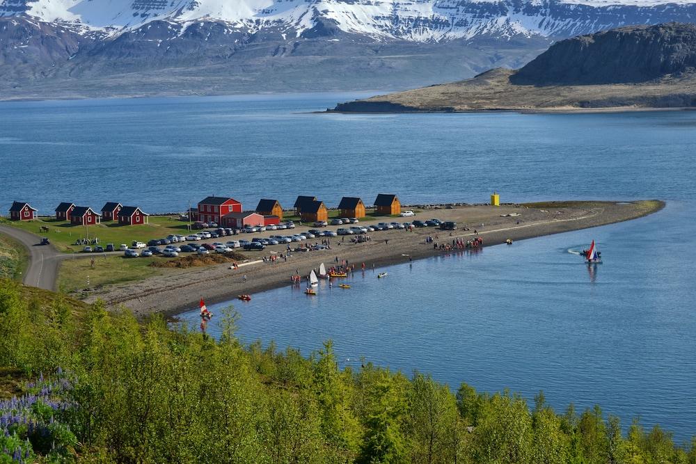 Mjóeyri Travel Holiday Homes
