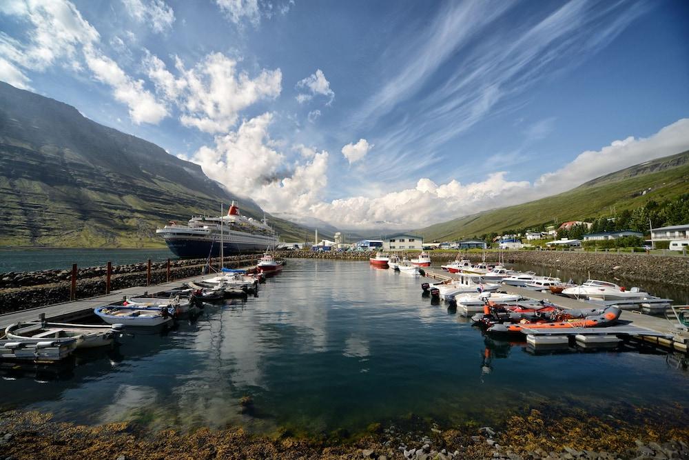Hotel EskifjorÐur