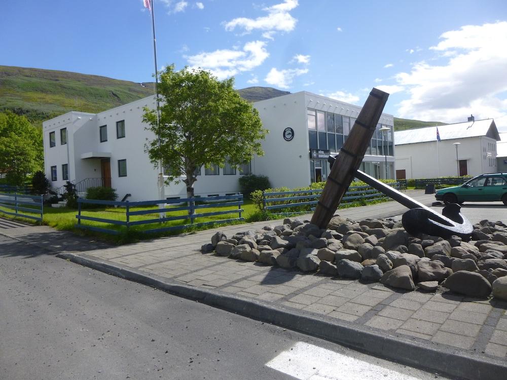 Hotel EskifjorÐur