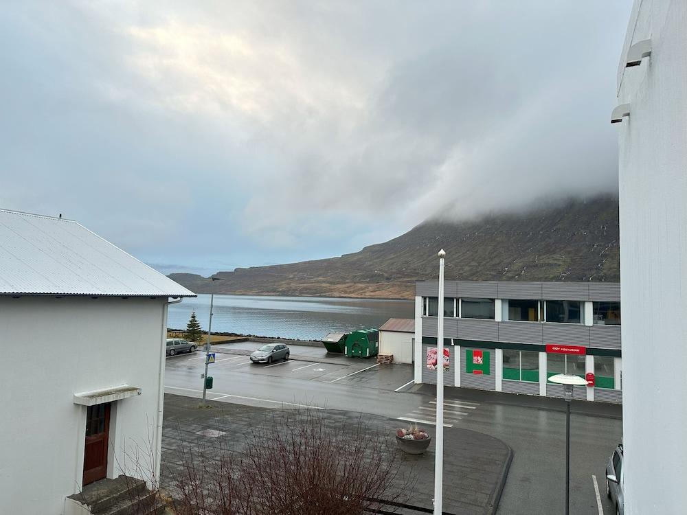 Hotel EskifjorÐur