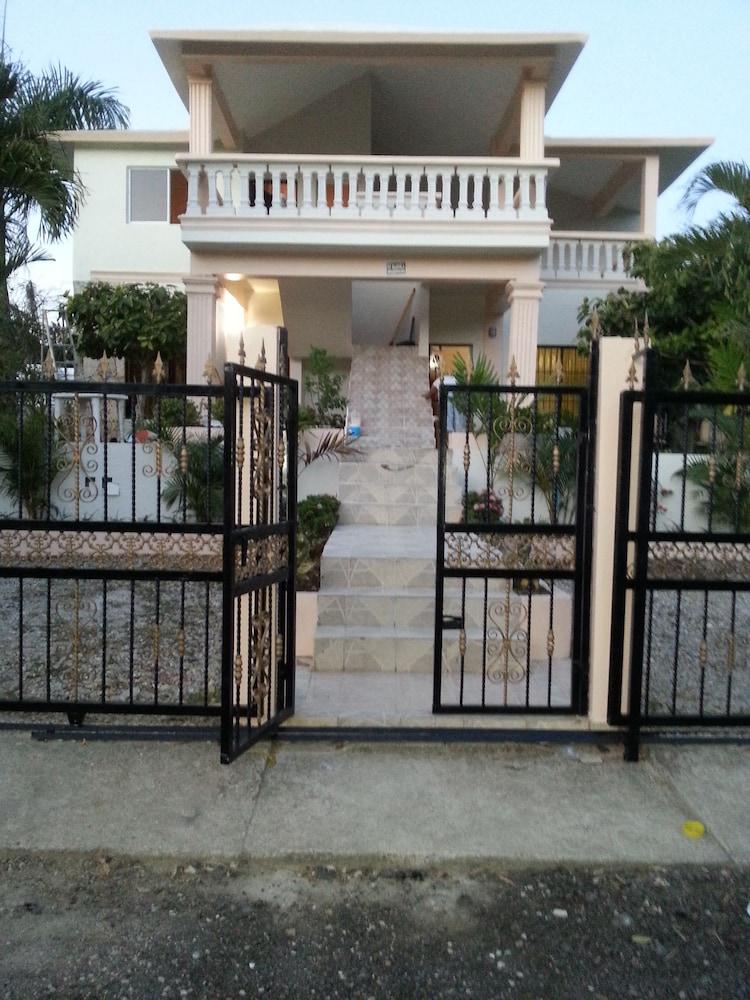 Casa Caleton
