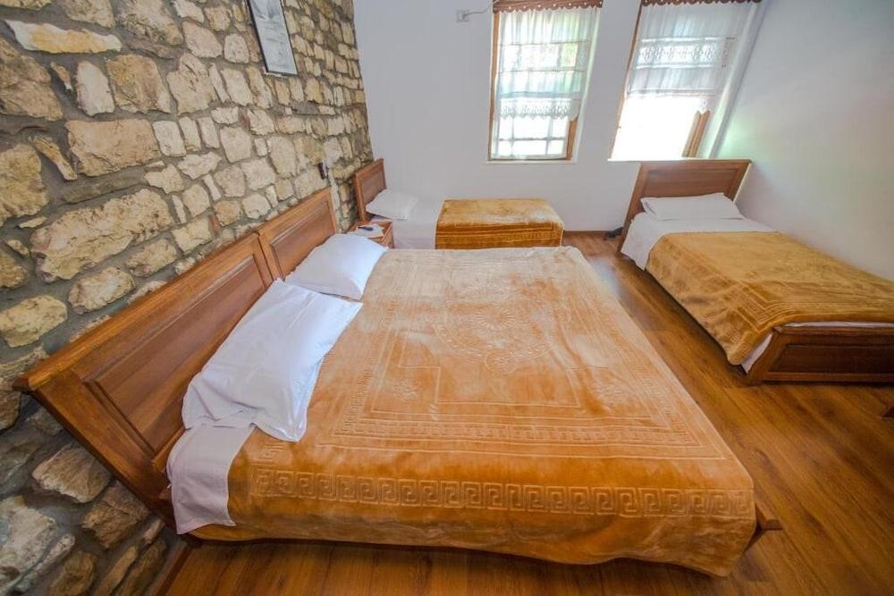 Hotel Kalaja