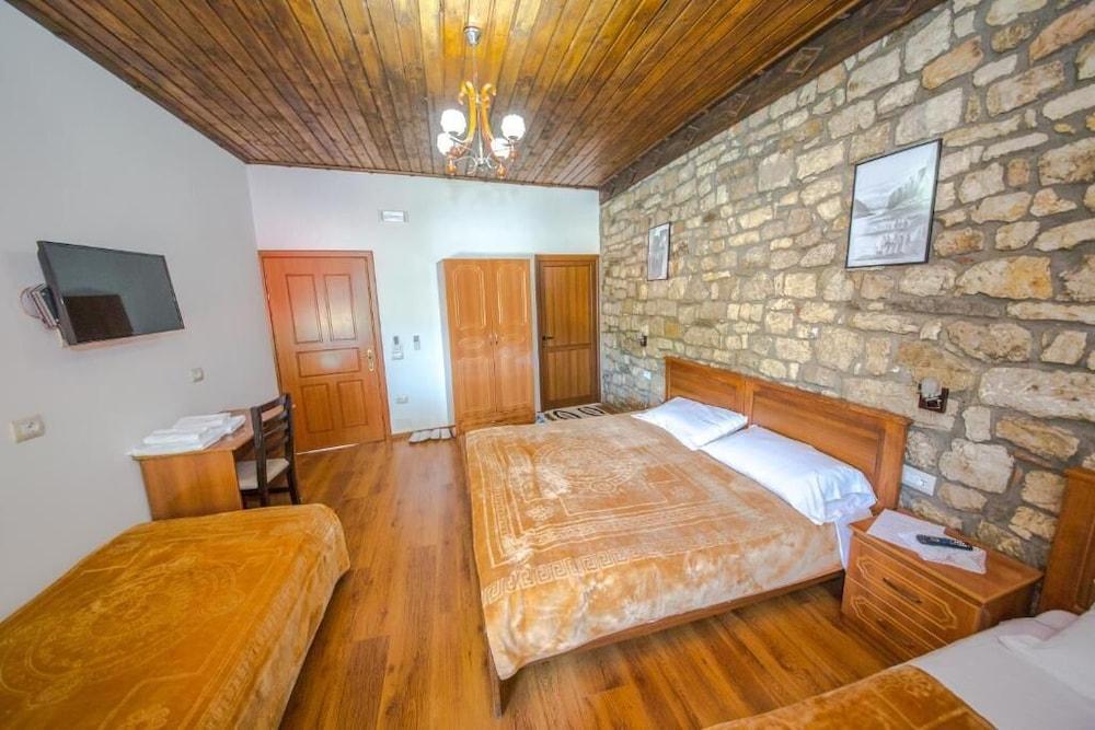 Hotel Kalaja