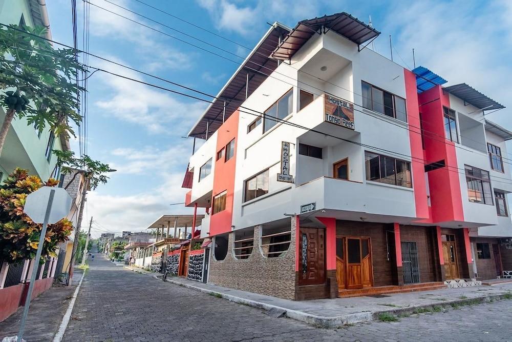 Hostal Tongo Reef